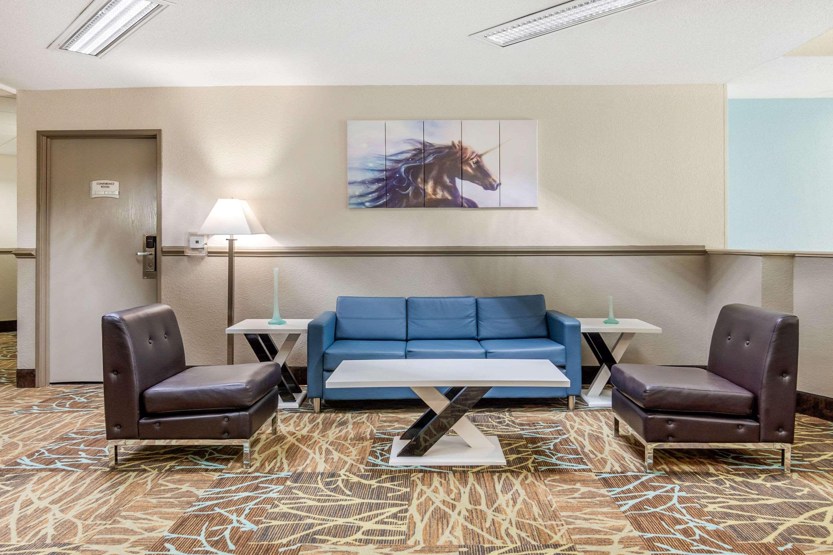 Quality Suites Kansas City International Airport Kültér fotó