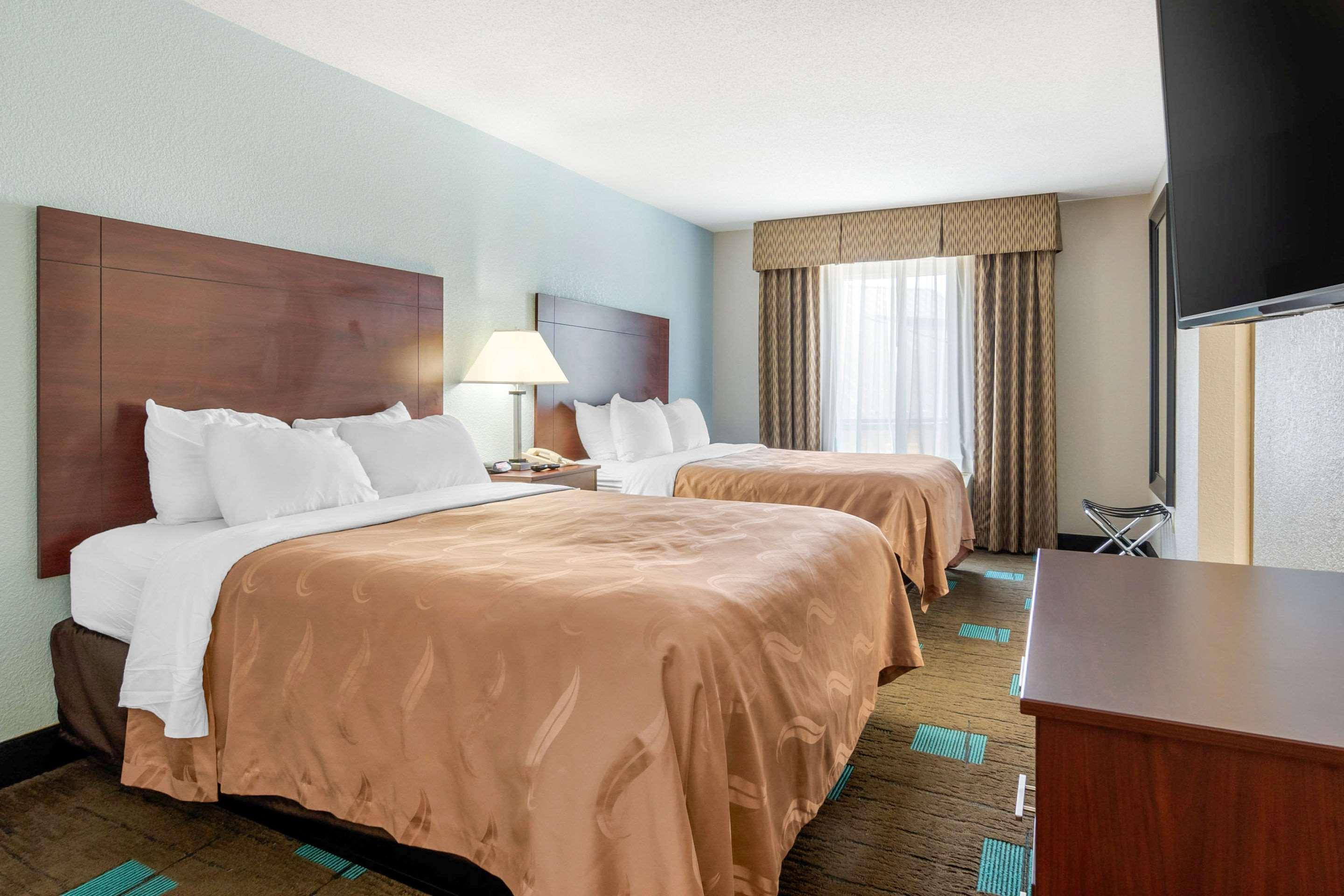 Quality Suites Kansas City International Airport Kültér fotó