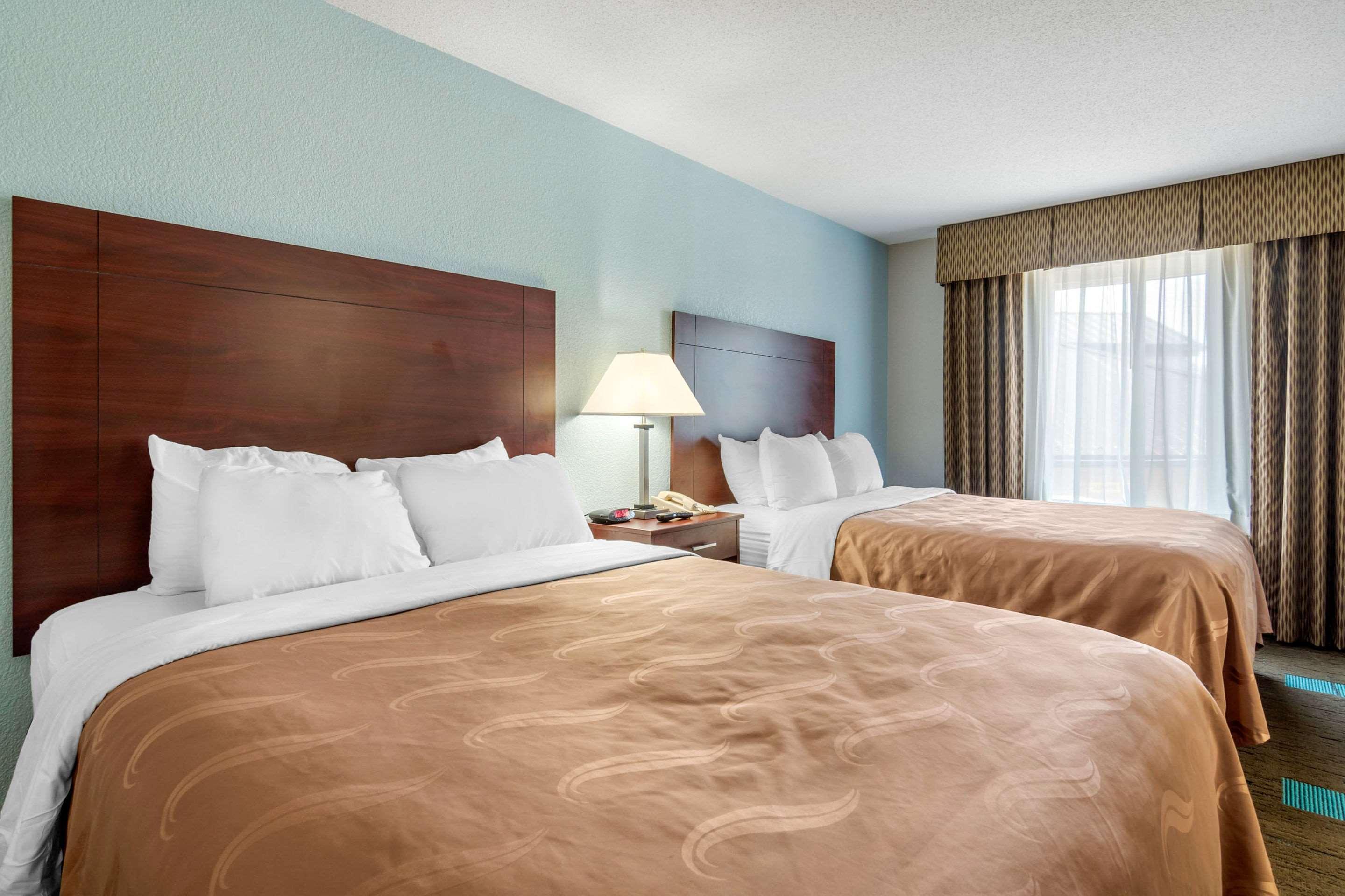 Quality Suites Kansas City International Airport Kültér fotó
